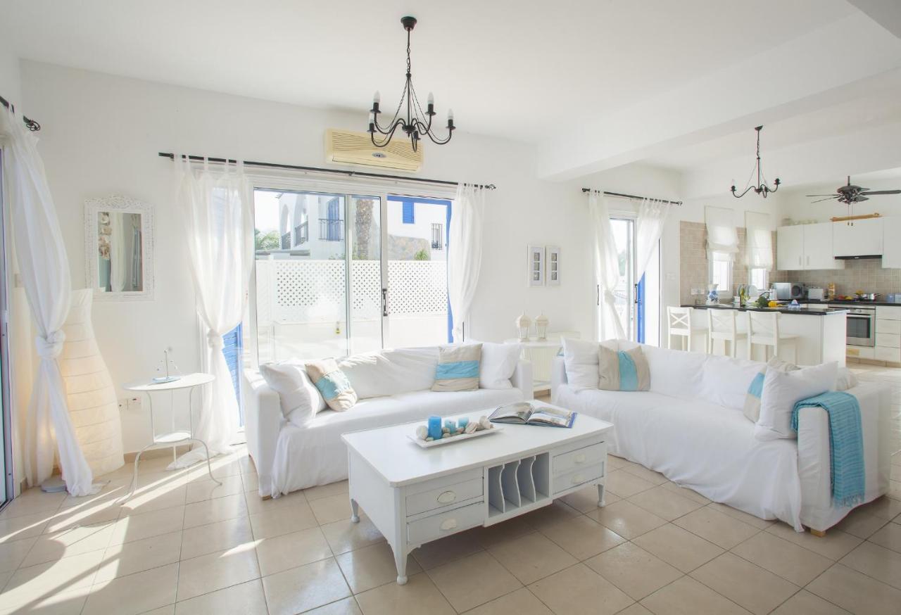 Mimoza Seafront Villa プロタラス エクステリア 写真