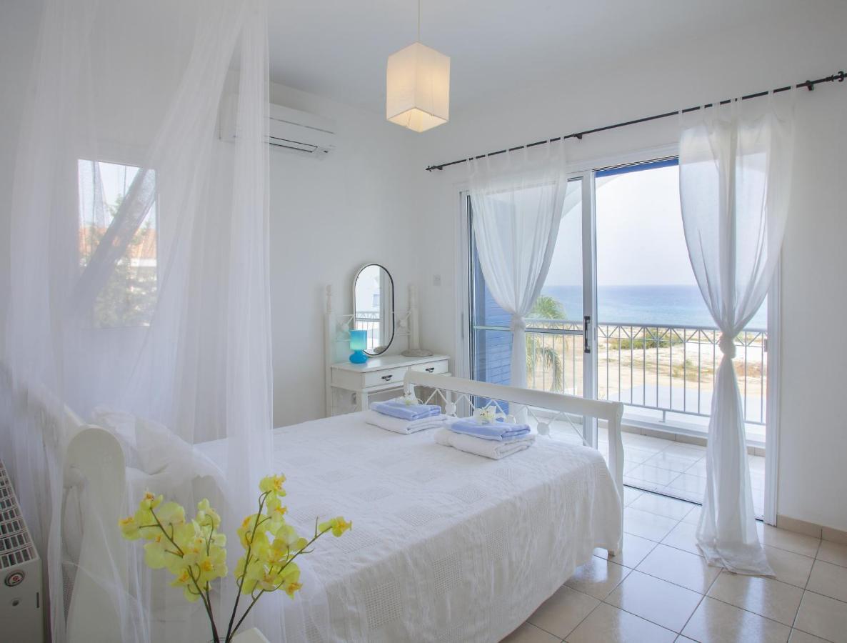 Mimoza Seafront Villa プロタラス エクステリア 写真